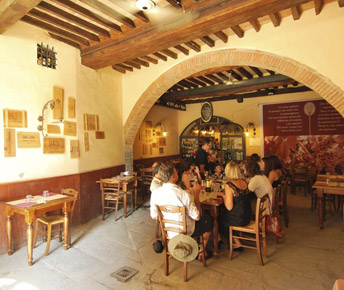 Ristorante tipico - Cucina tipica Cortonese - Pane e Vino